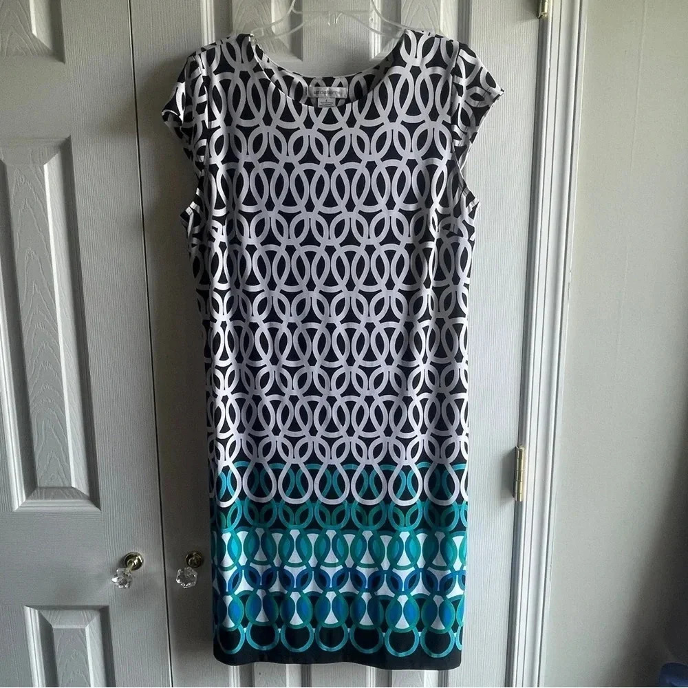 Liz Claiborne Geo Print Short Sleeve Dress, Size Large | Wrinkle free